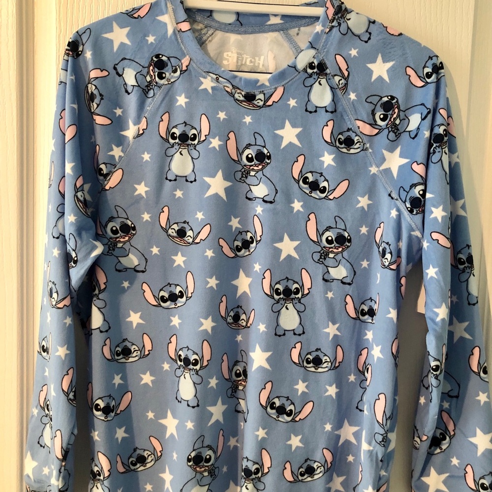 Disney Stitch Star Print Long Sleeve Pajama Top in Light Blue with Pink Accents